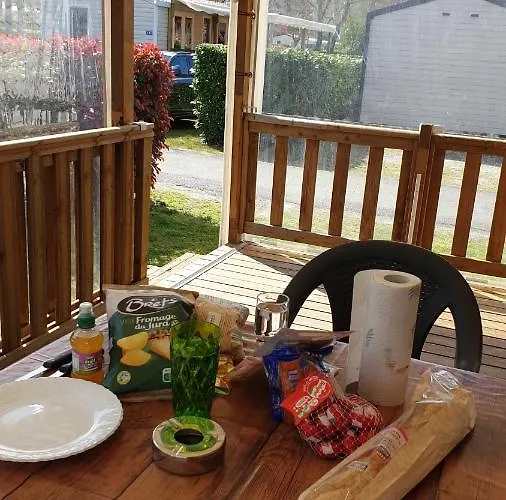 Campingplatz Mh 6-8p - Tt Equipe - Wifi Inclus - 4e Bord De Gastes