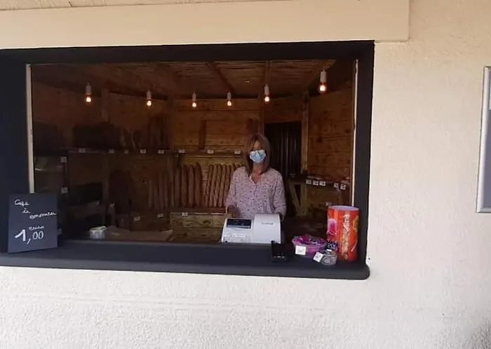 Mh 6-8p - Tt Equipe - Wifi Inclus - 4e Bord De Campingplatz *