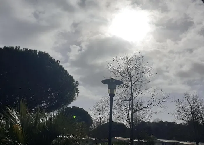 Mh 6-8p - Tt Equipe - Wifi Inclus - 4e Bord De Campingplatz Gastes