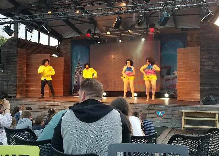 Campingplatz Mh 6-8p - Tt Equipe - Wifi Inclus - 4e Bord De *