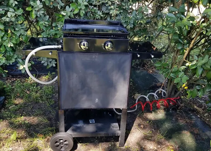 Mh 6-8p - Tt Equipe - Wifi Inclus - 4e Bord De Campingplatz